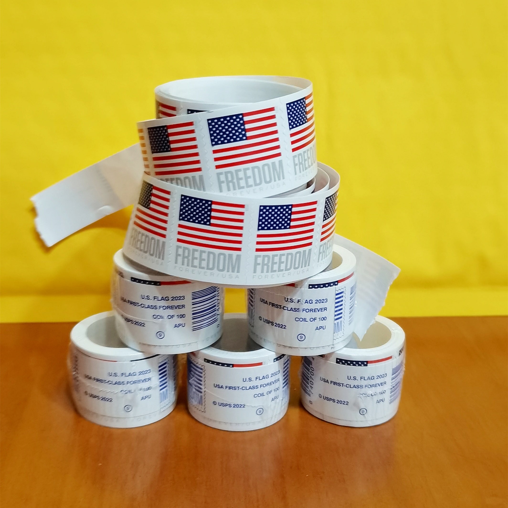 0bf8500370.jpeg 2023 US Flags Freedom Booklets Rolls - Image 1